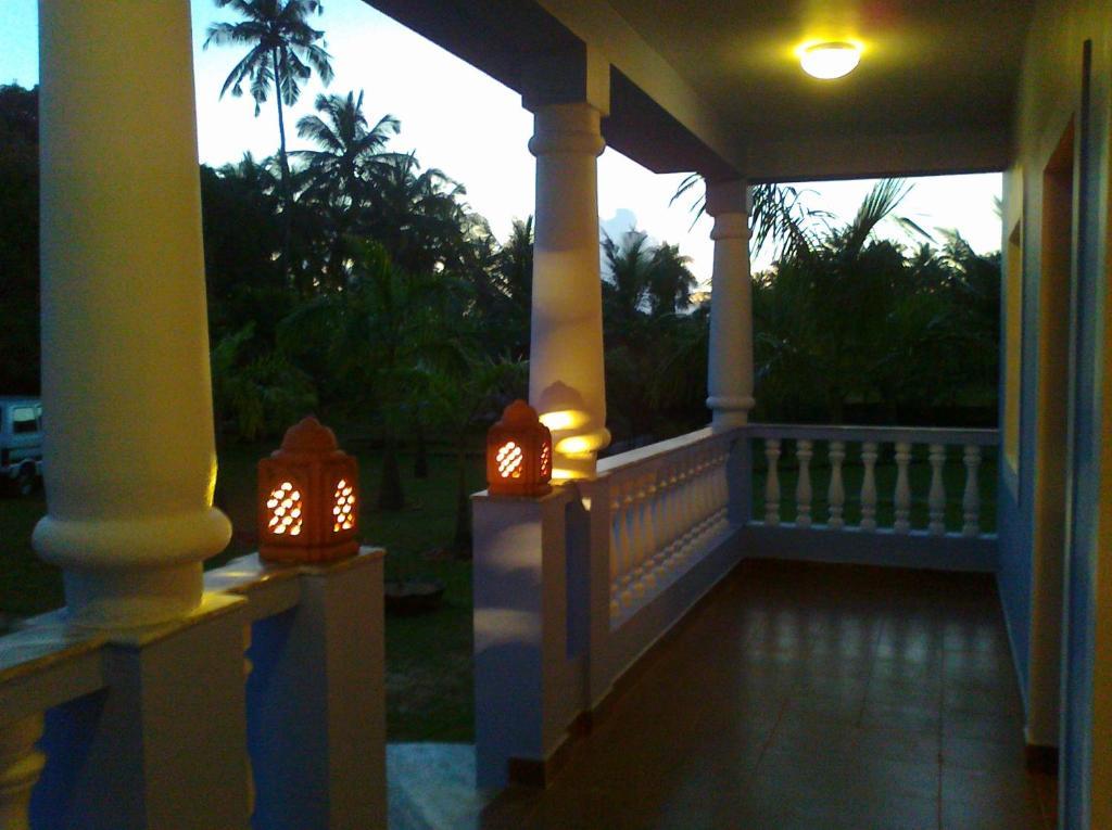 Avalon Inn Mandrem Bilik gambar